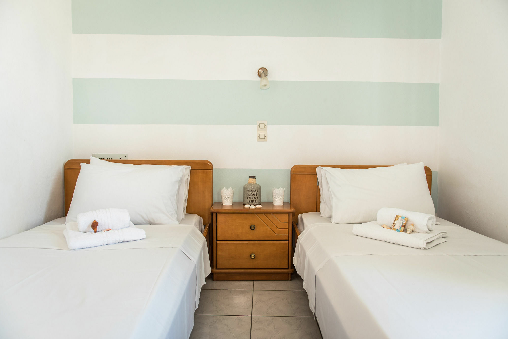 Ikaros Suites Amoudara  Bagian luar foto
